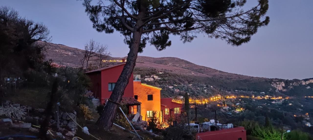 Mas Des Buscades Bed and Breakfast Cabris Εξωτερικό φωτογραφία